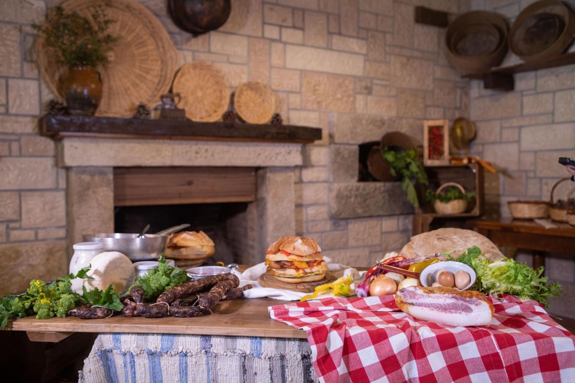 Agriturismo Terra E Sapori Campodipietra Εξωτερικό φωτογραφία