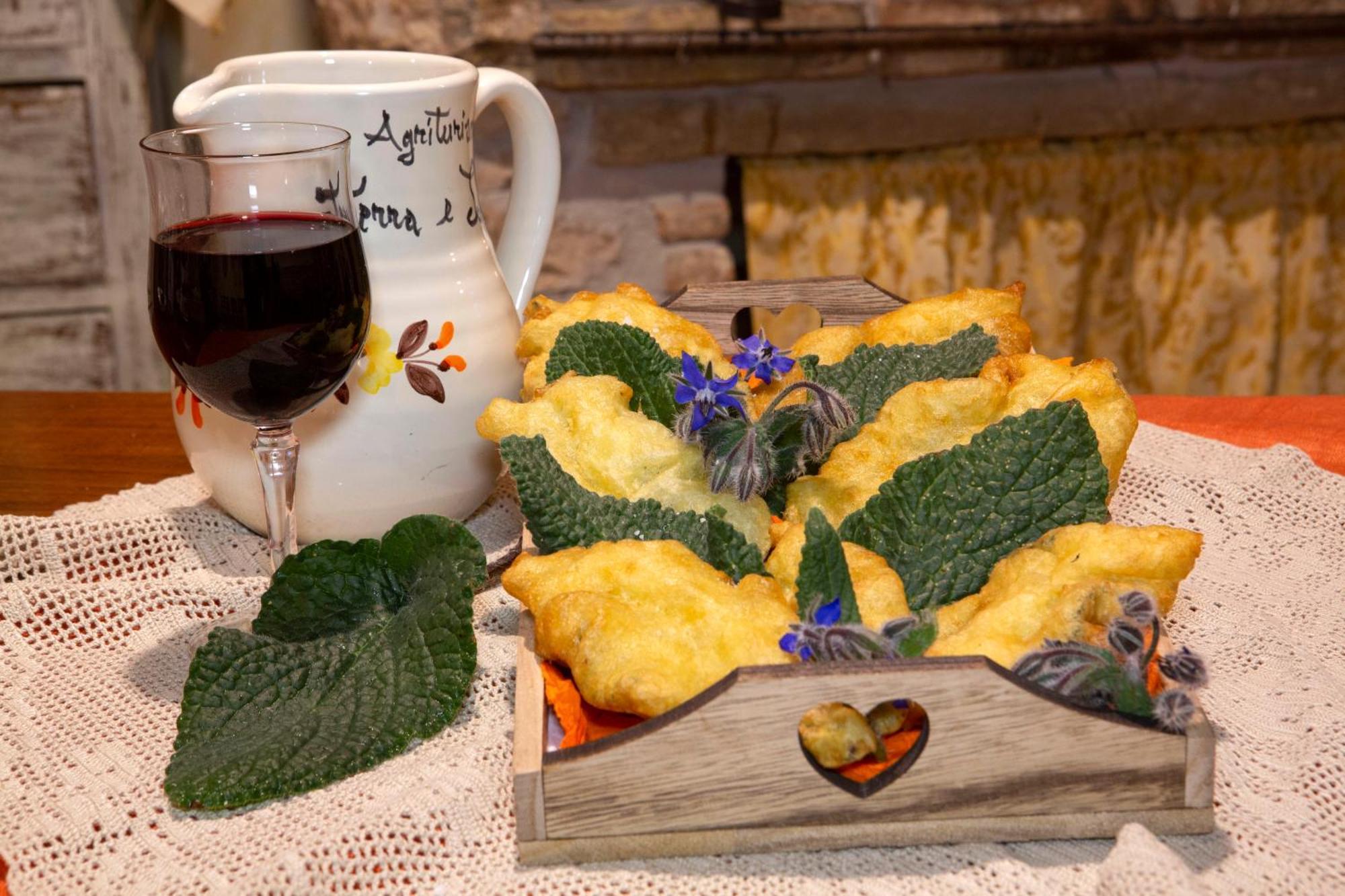 Agriturismo Terra E Sapori Campodipietra Εξωτερικό φωτογραφία